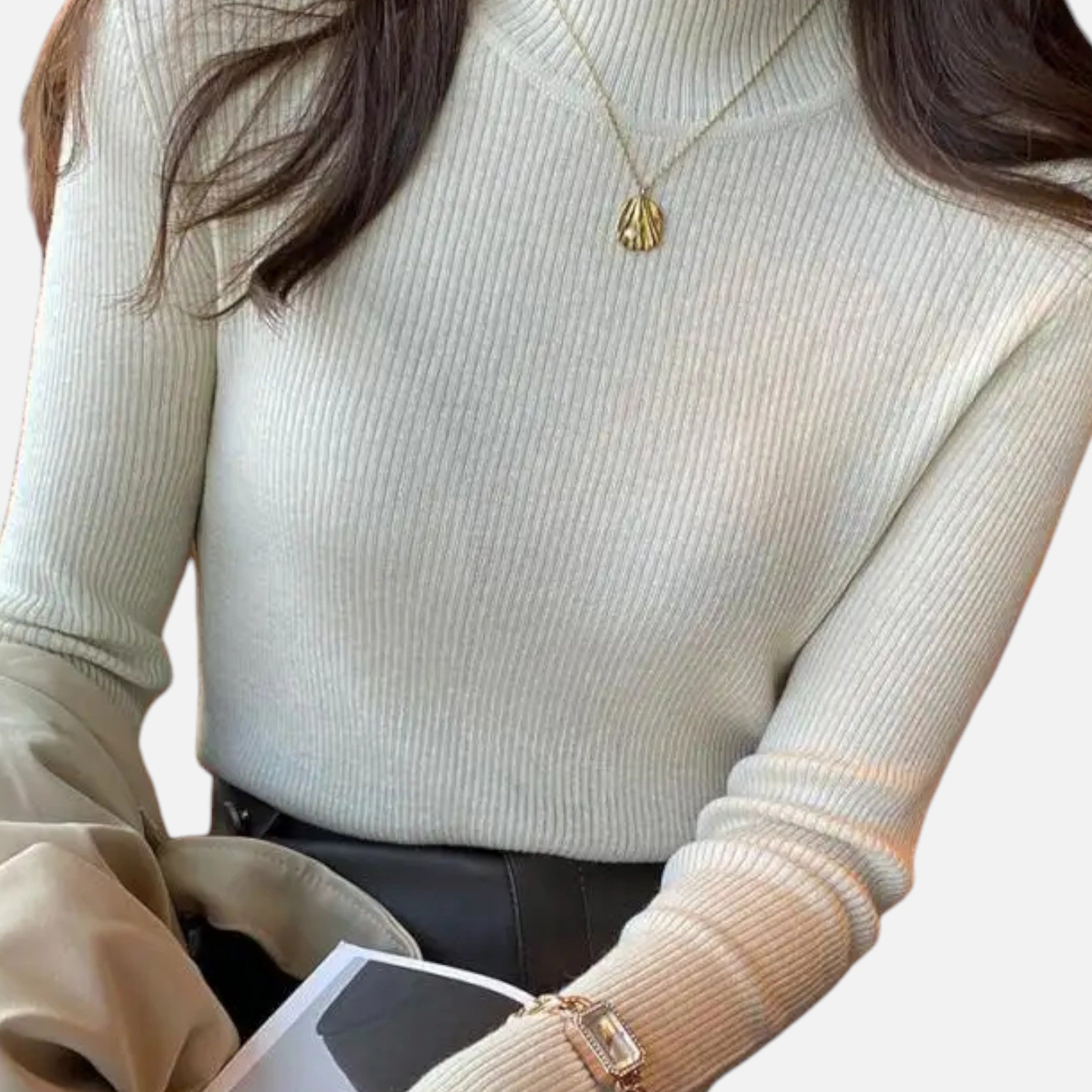 Amarendi | Pull Femme Col Montant Vintage